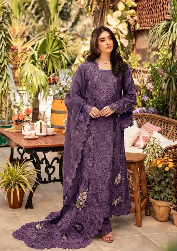 Chicken Kari Luxury Lawn Collection